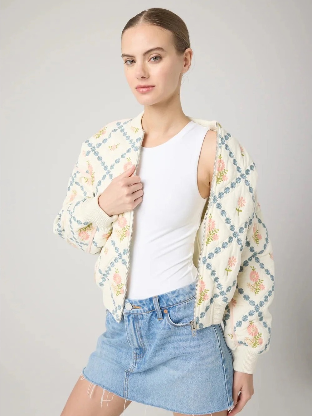BLANKNYC Sought After Floral Embroidered Quilted Bomber Jacket S